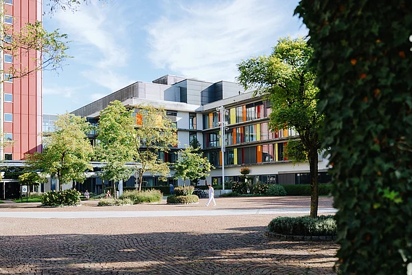 UKA Vorplatz